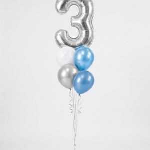 Ramillete de globos de helio con número 3 plata